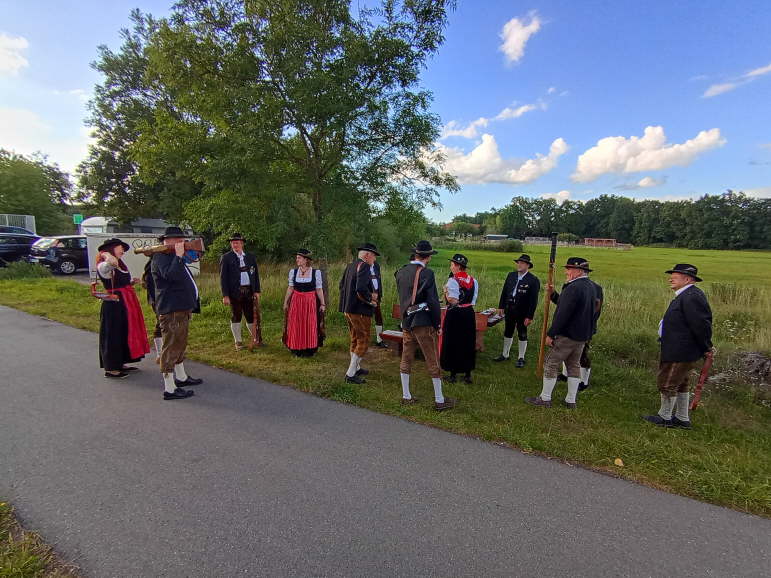 006 aufstellen zum Gruppenfoto