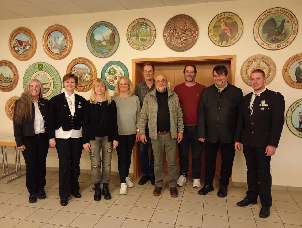 Für langjährige Mitgliedschaft geehrt Für langjährige Mitgliedschaft geehrt